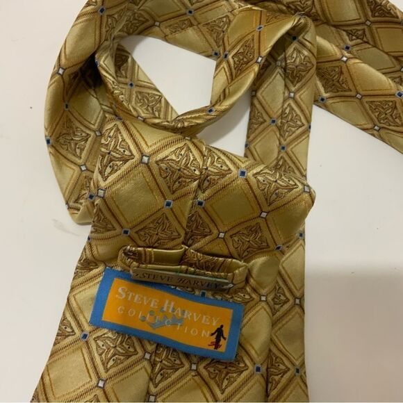 Steve Harvey Collection Silk Tie - Picture 4 of 7